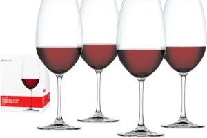 red vs white wine glass