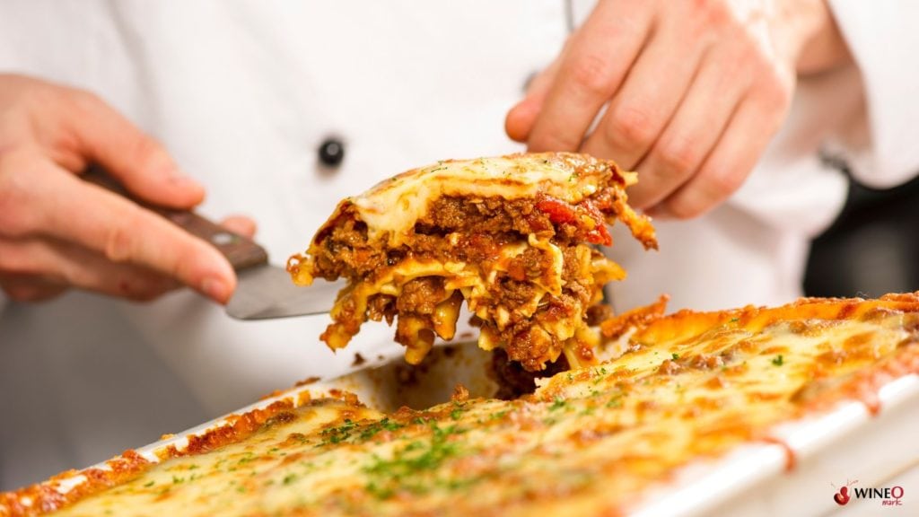 lasagna meal pinot noir